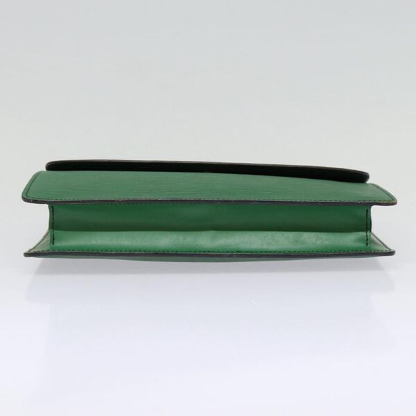 Louis Vuitton Montaigne