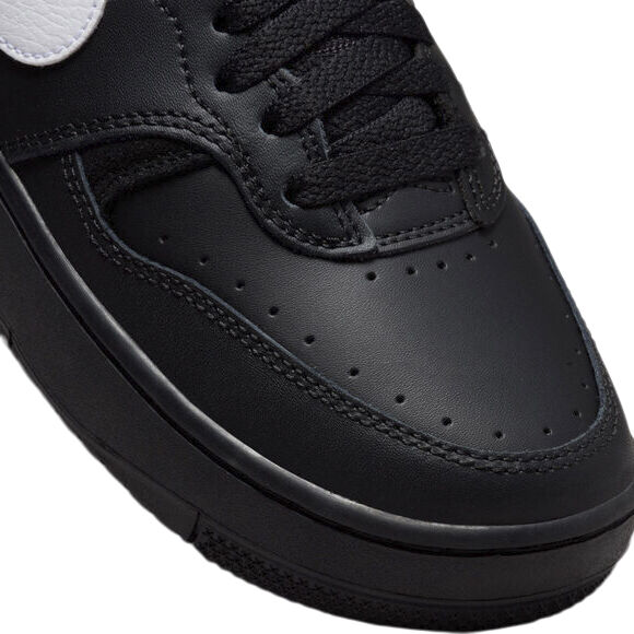 Gamma Force sneakers