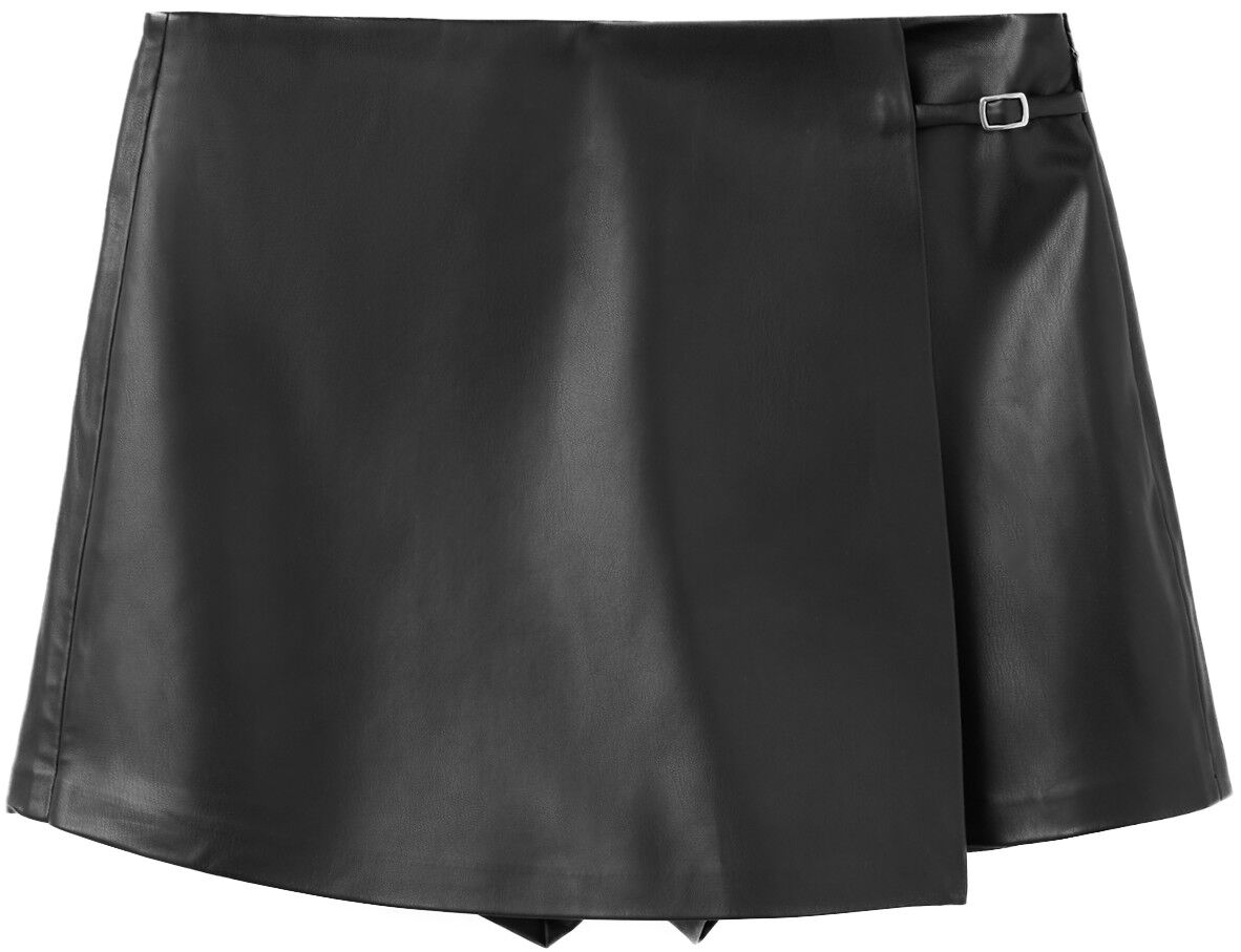 Faux leather skirt with buckle