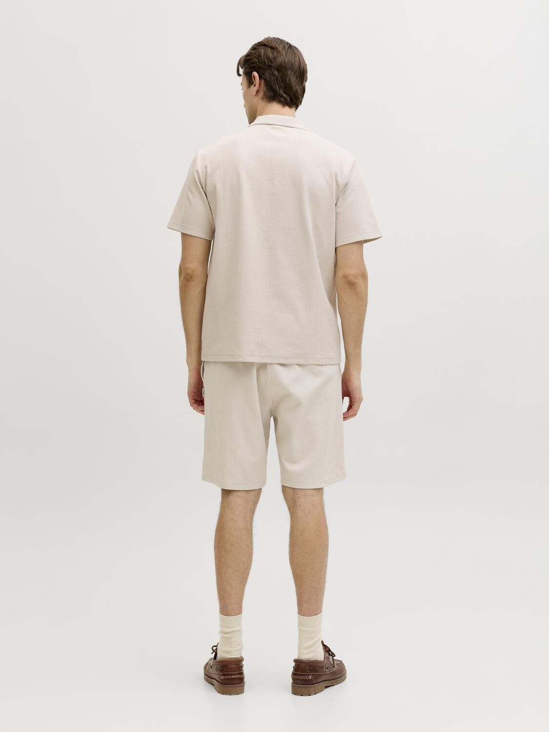 JREBDENVER SPLIT NECK SS TEE