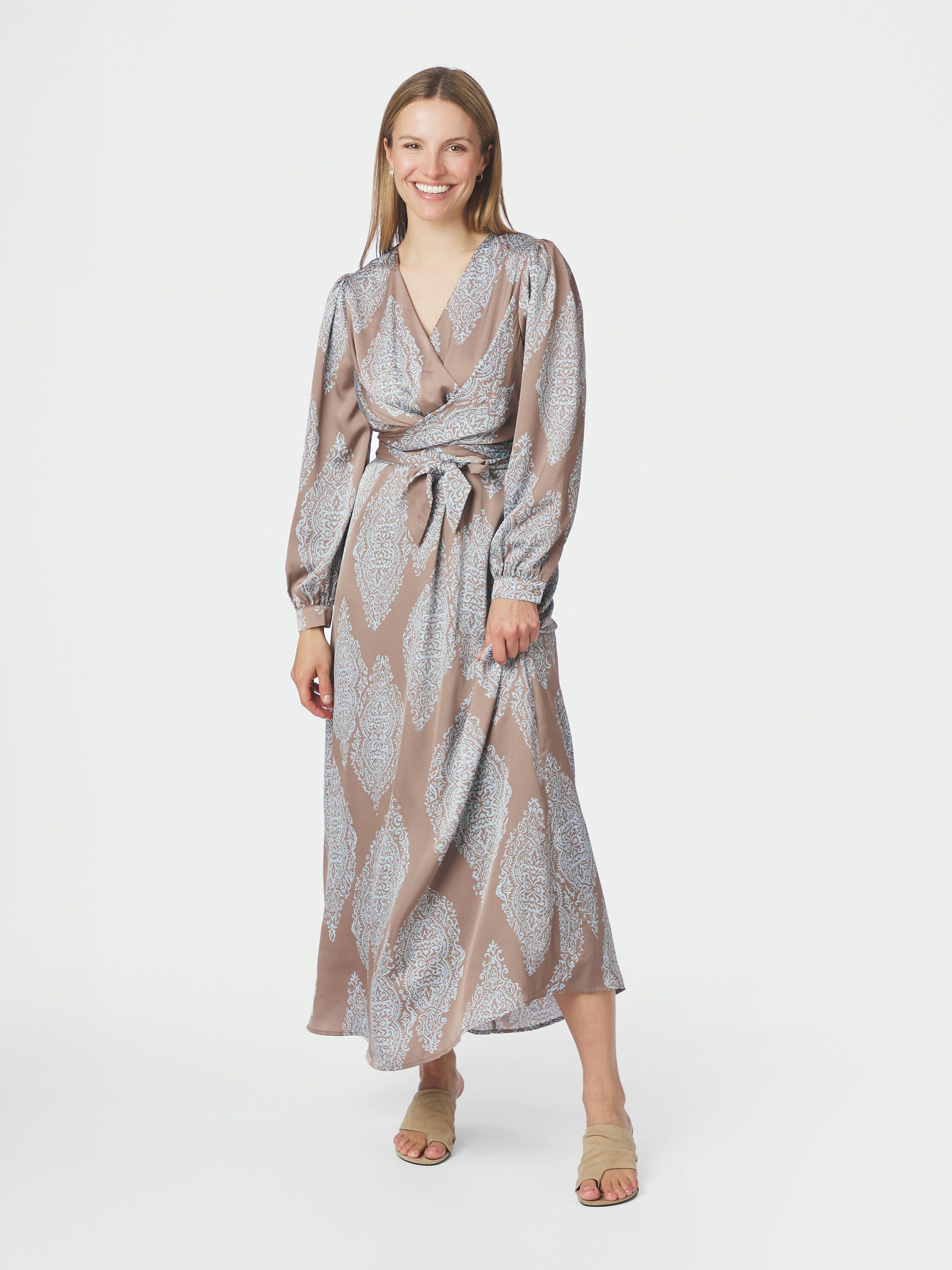 Bretti Paisley Drop Dress