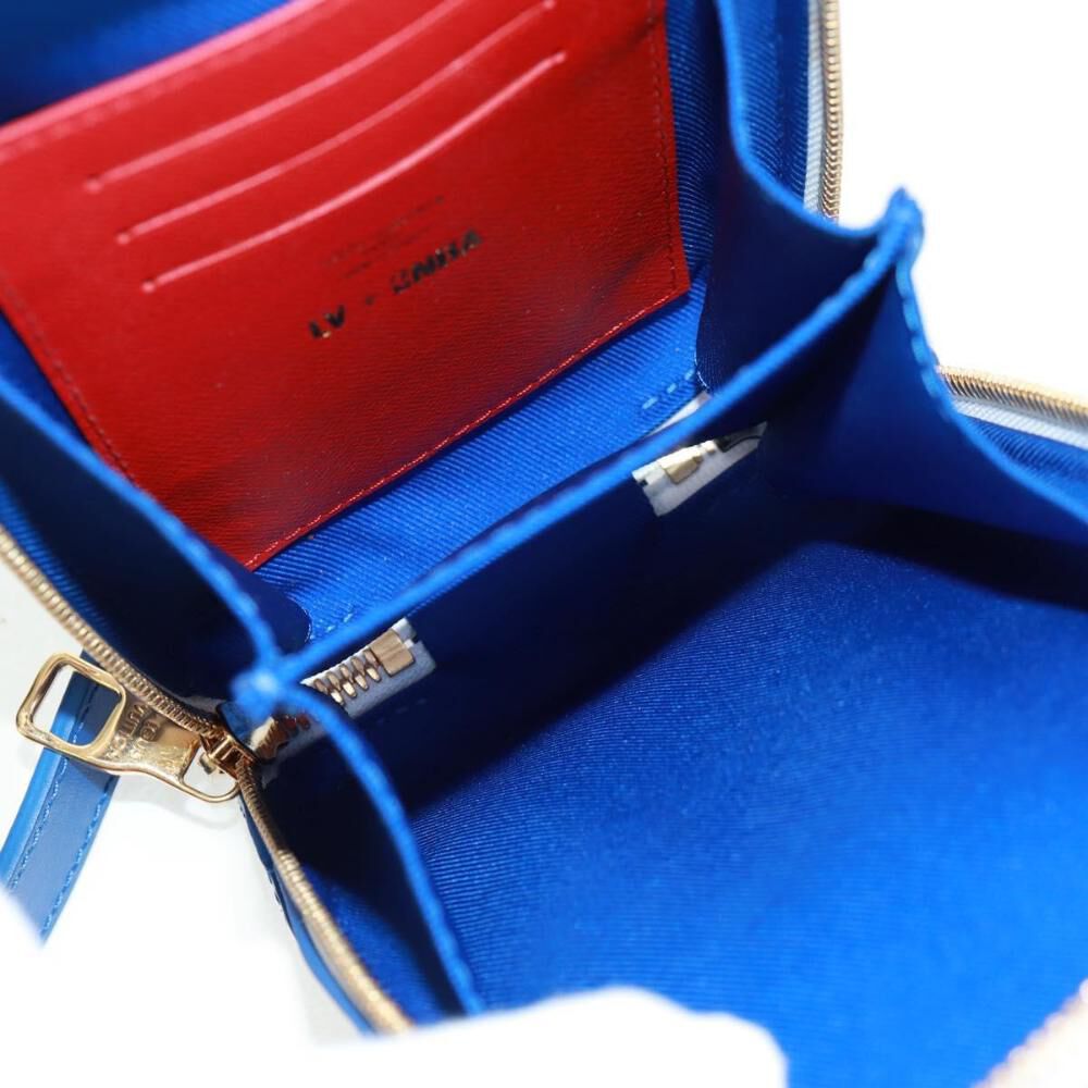 Louis Vuitton Shoulder Bags