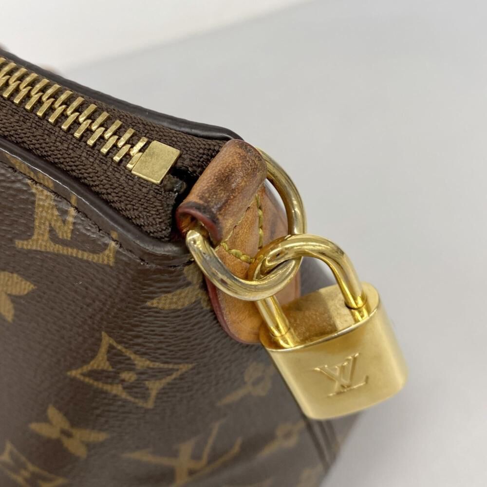 Louis Vuitton Boetie