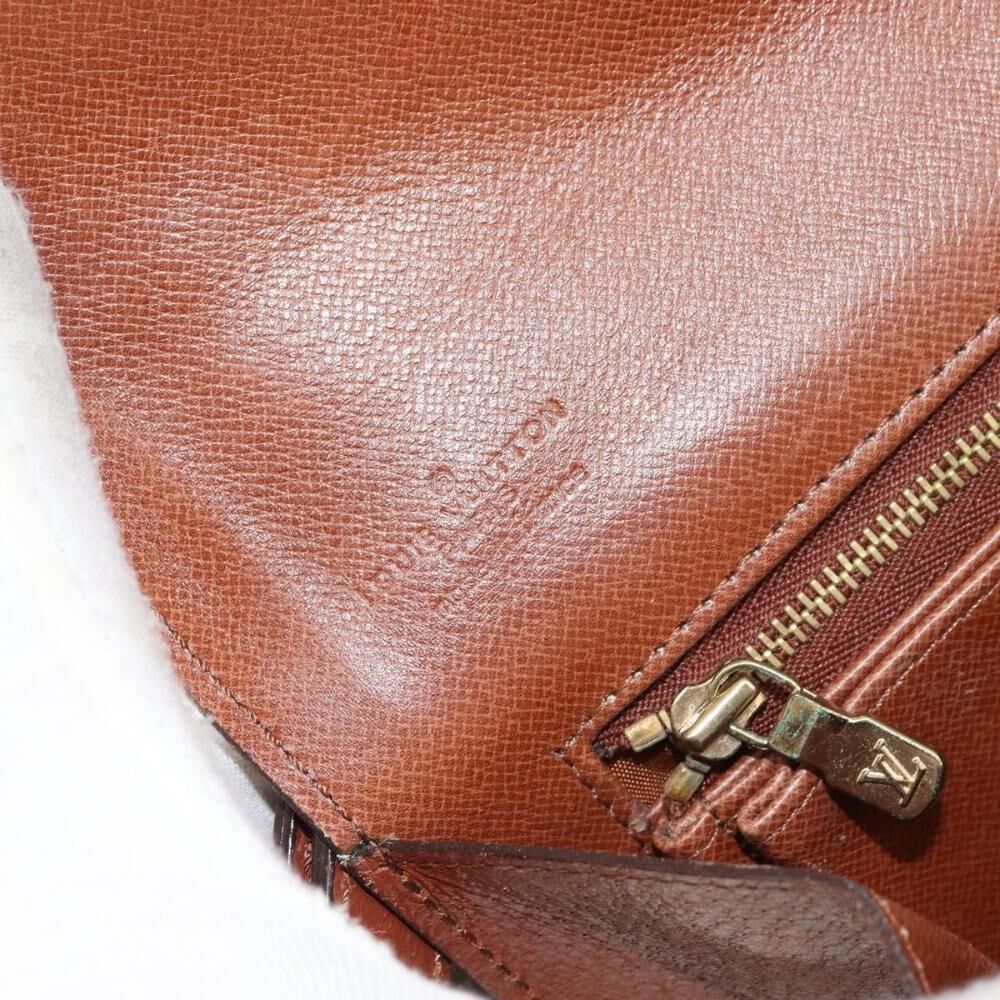 Louis Vuitton Dauphine