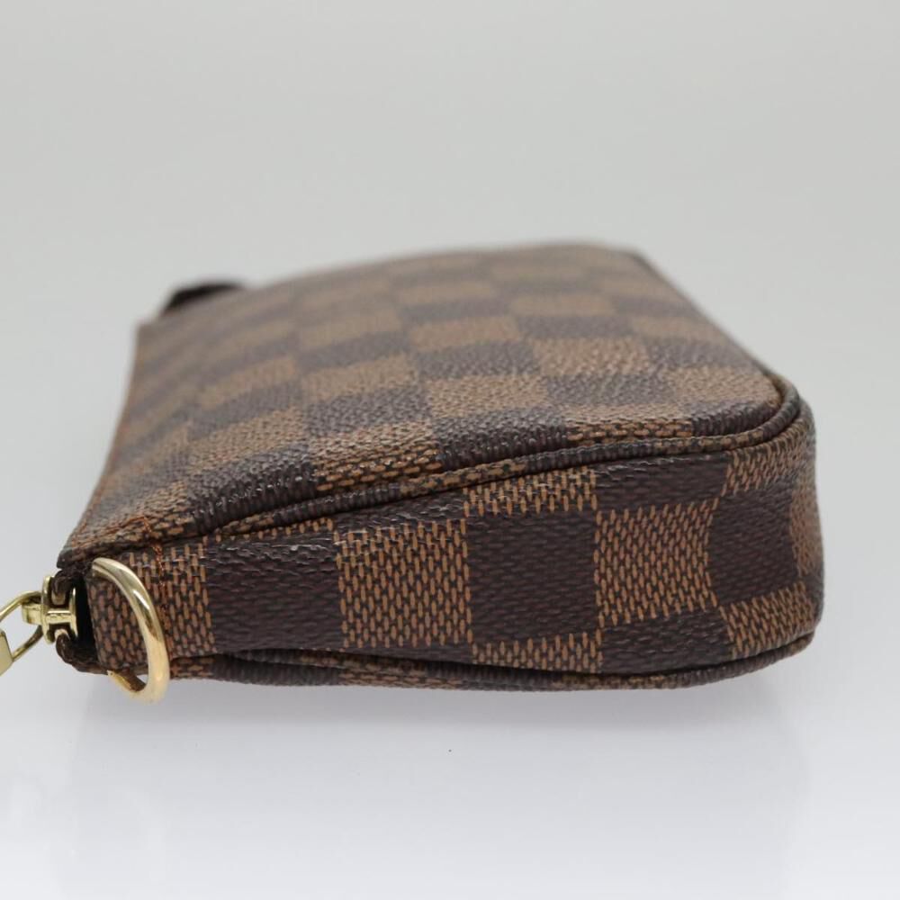 Louis Vuitton Pochette Accessoires