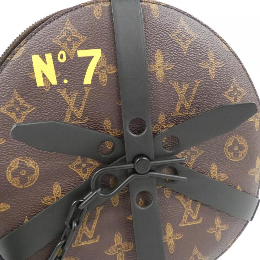 Louis Vuitton Shoulder Bags