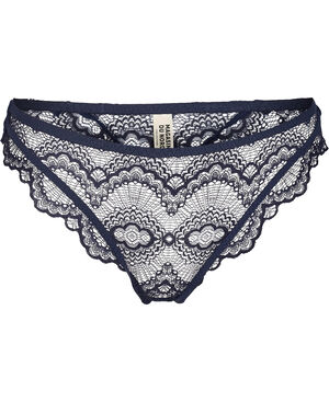 Mia 2 Brief