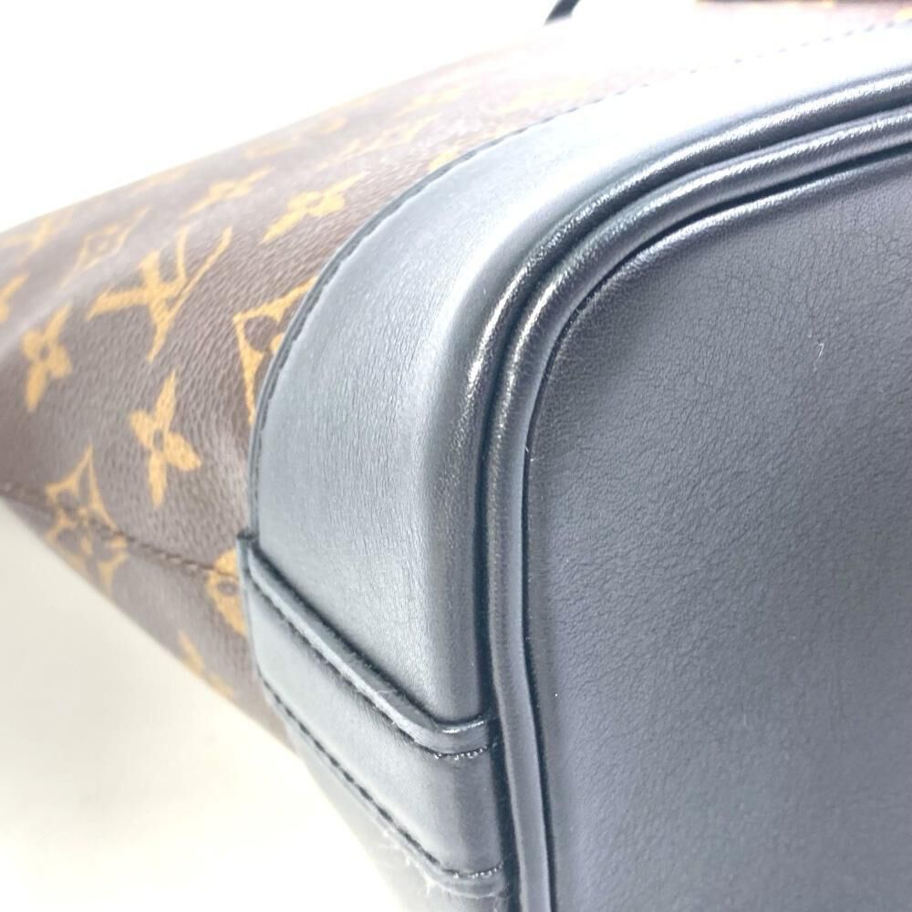 Louis Vuitton Bucket Bag