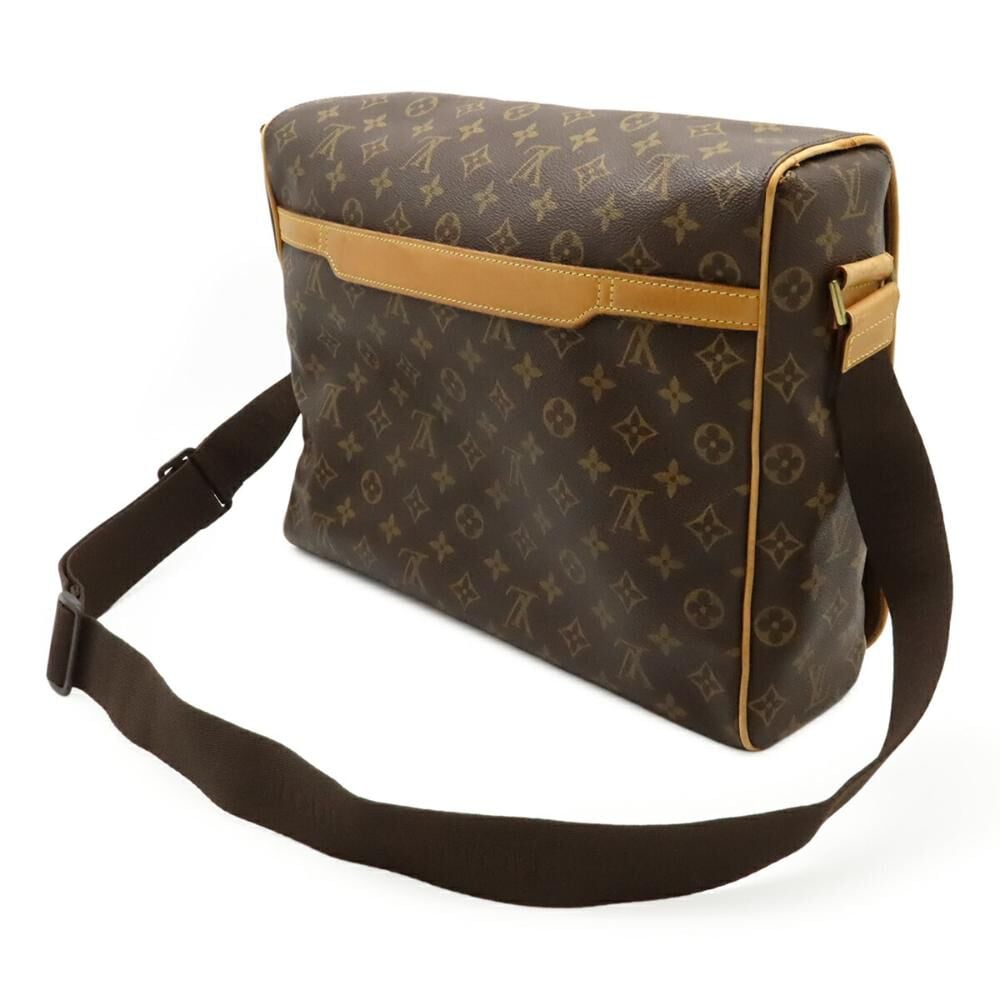 Louis Vuitton Shoulder Bags