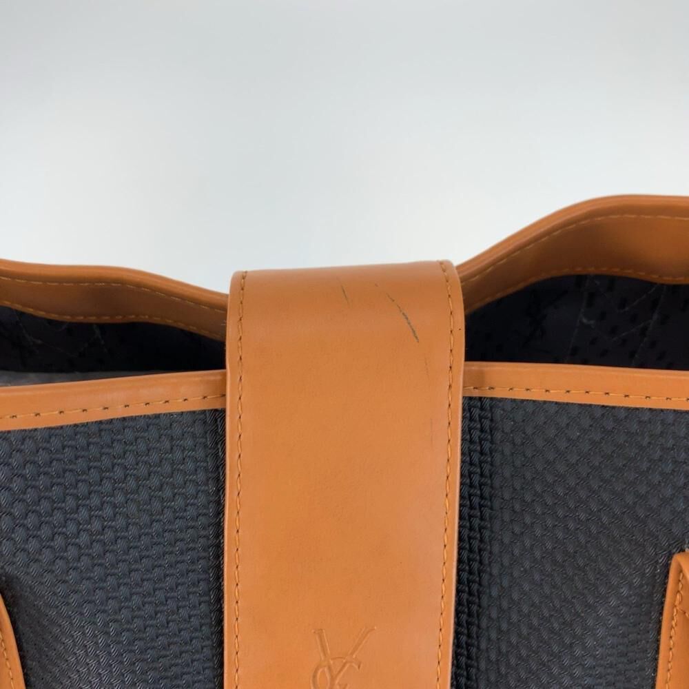 Yves Saint Laurent Tote
