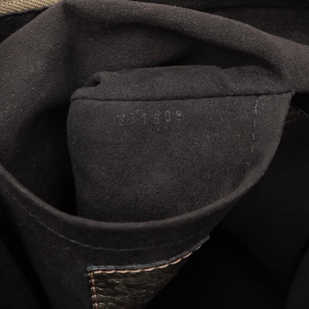 Louis Vuitton Mahina