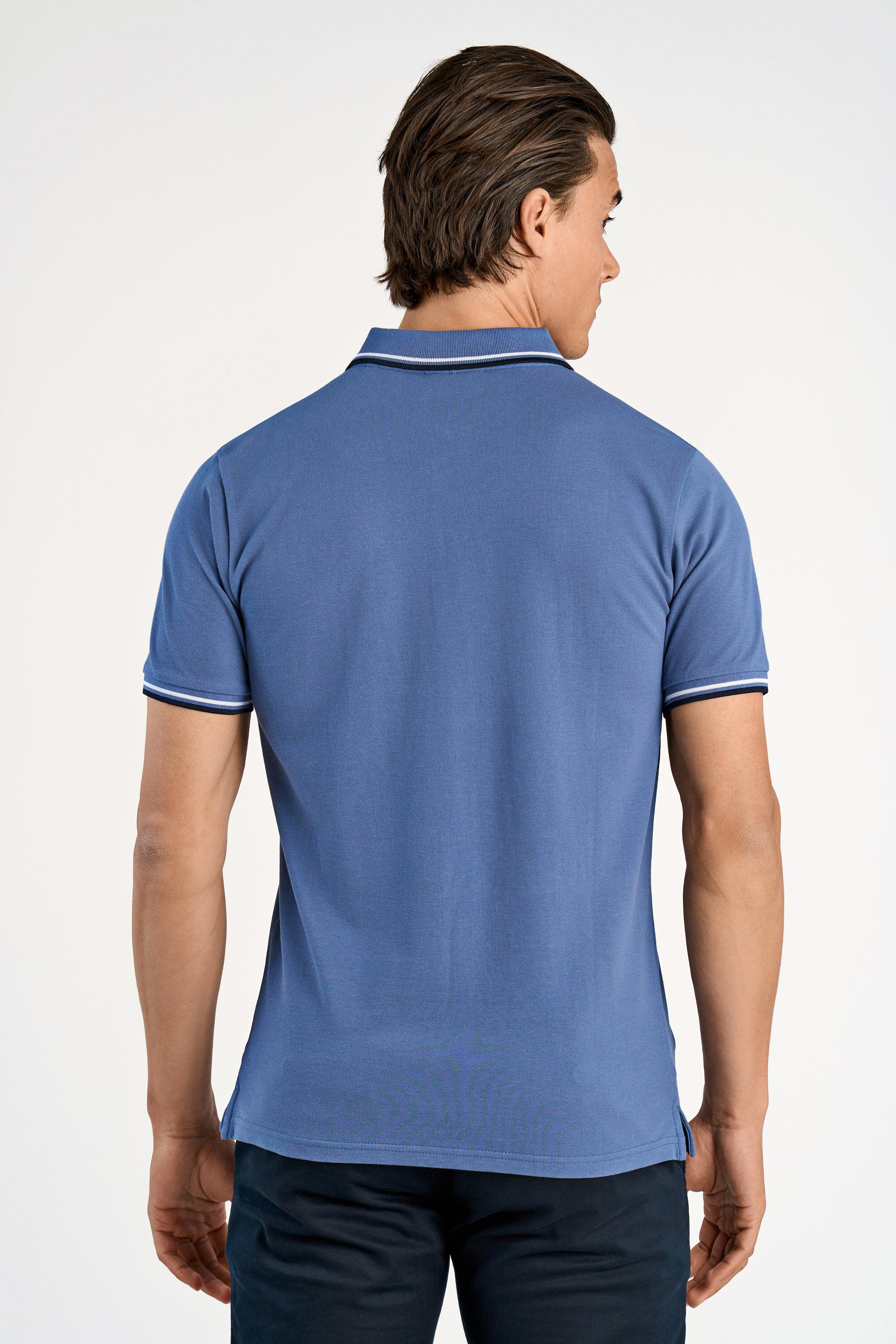 Polo shirt w. contrast piping