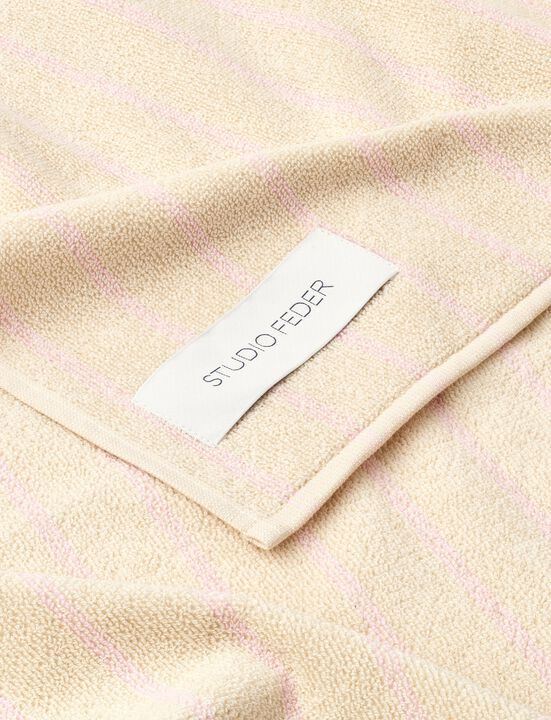 UNA TOWEL