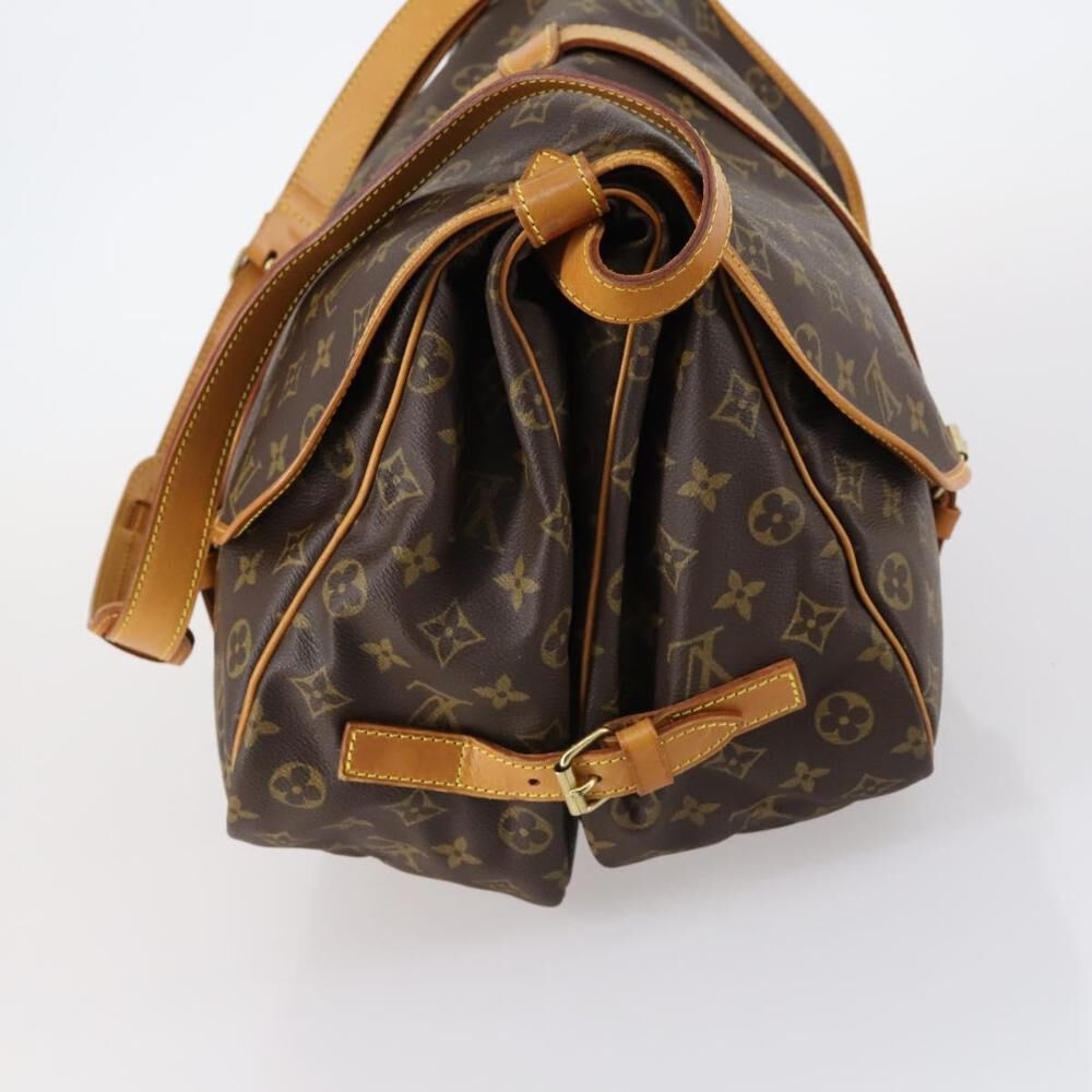 Louis Vuitton Saumur