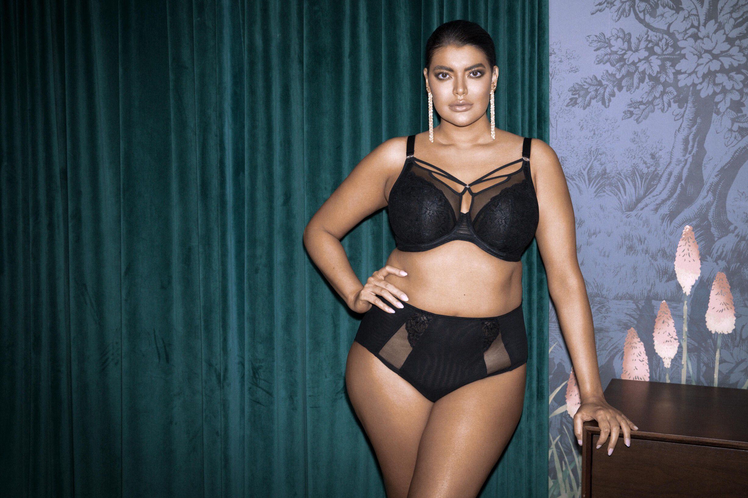 BRIANNA UW PLUNGE BRA