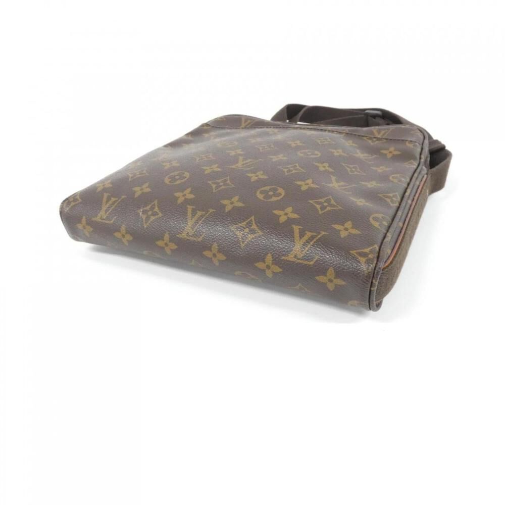 Louis Vuitton Shoulder Bags