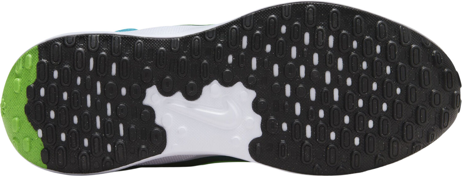 Revolution 7 sneakers