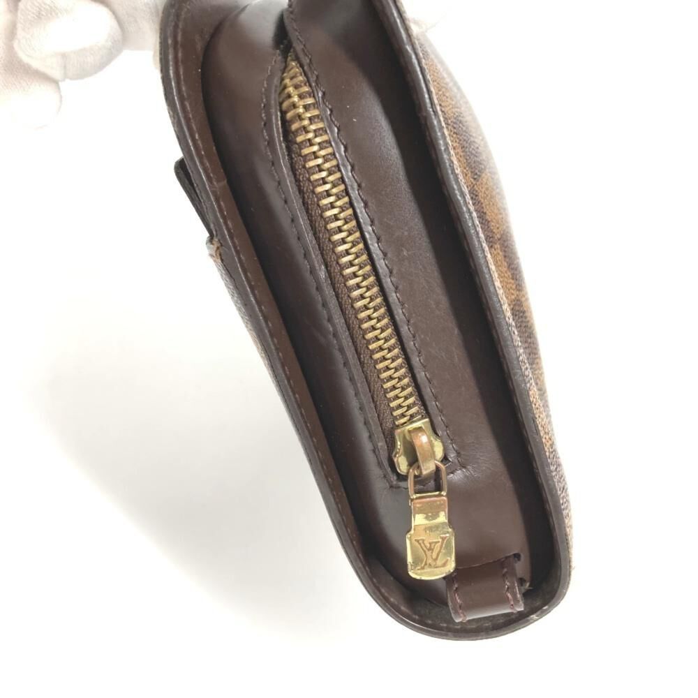 Louis Vuitton Clutch