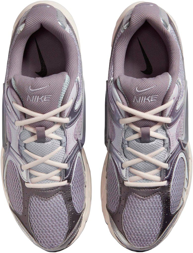 V5 RNR Sneakers