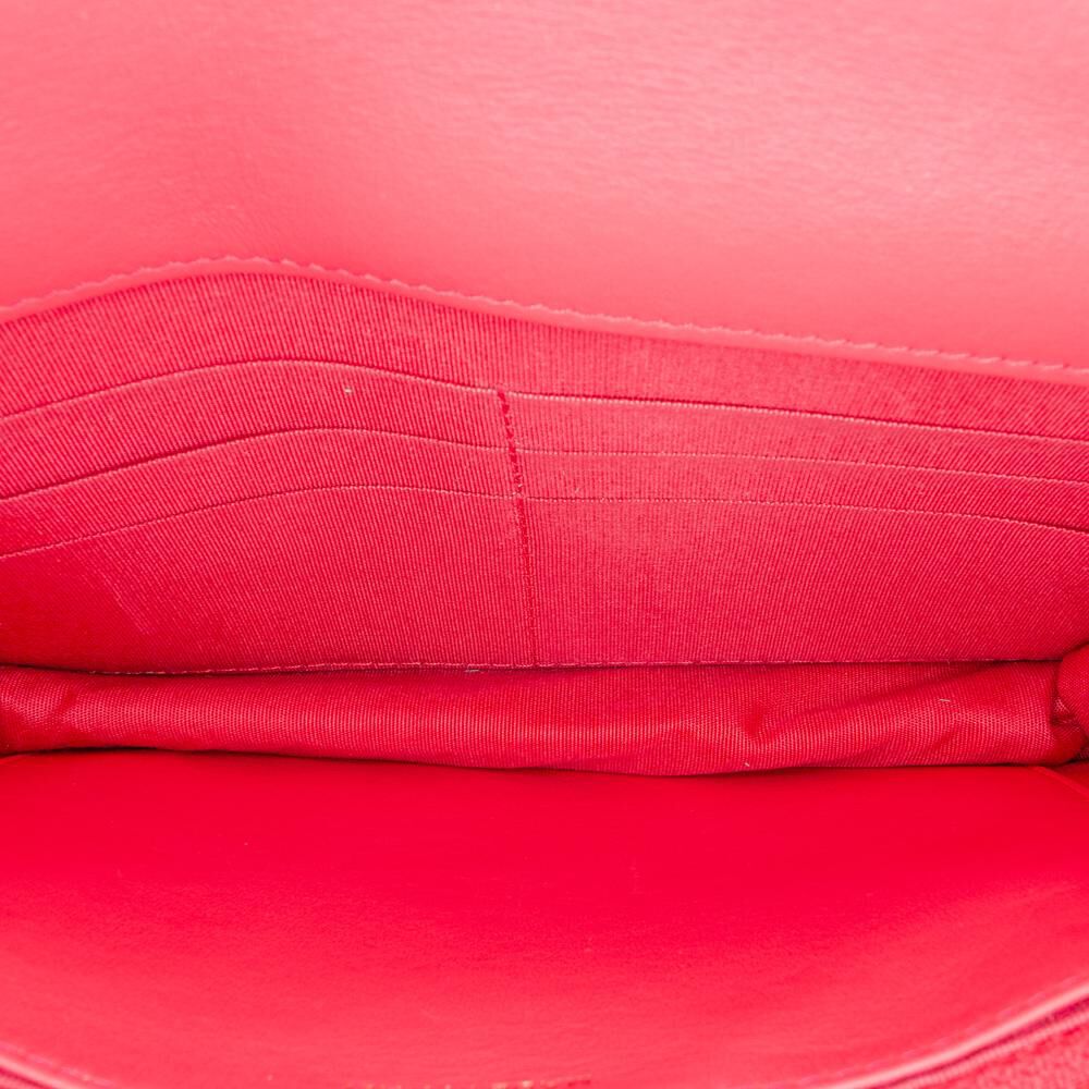 Chanel Wallet On Chain