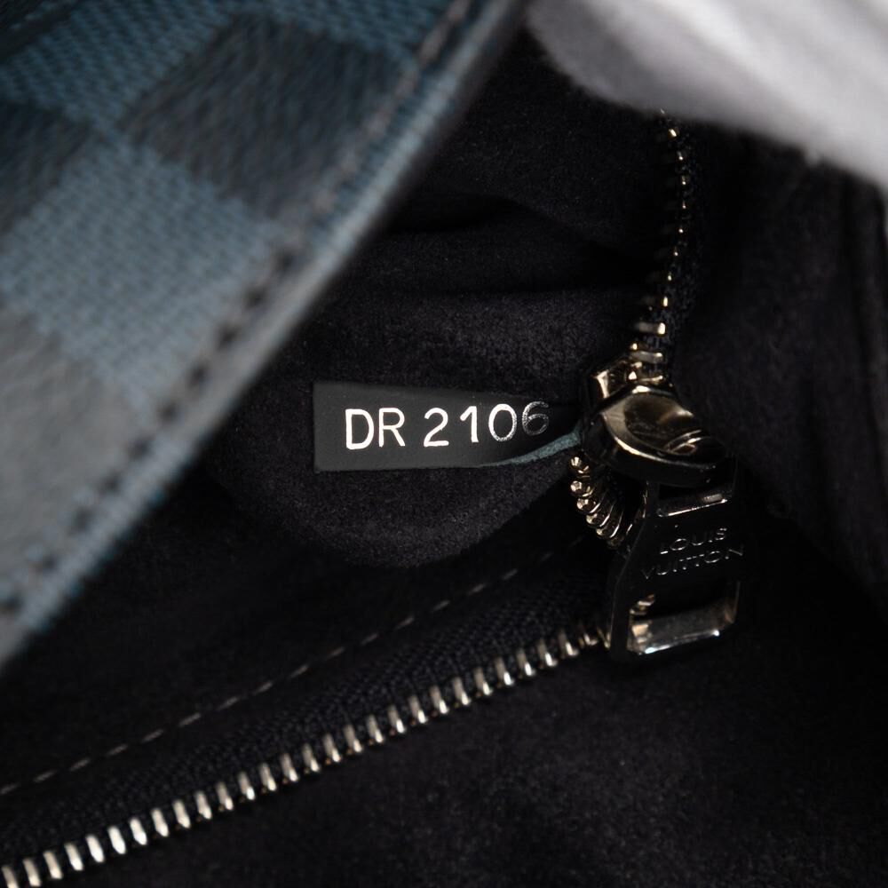 Louis Vuitton Messenger