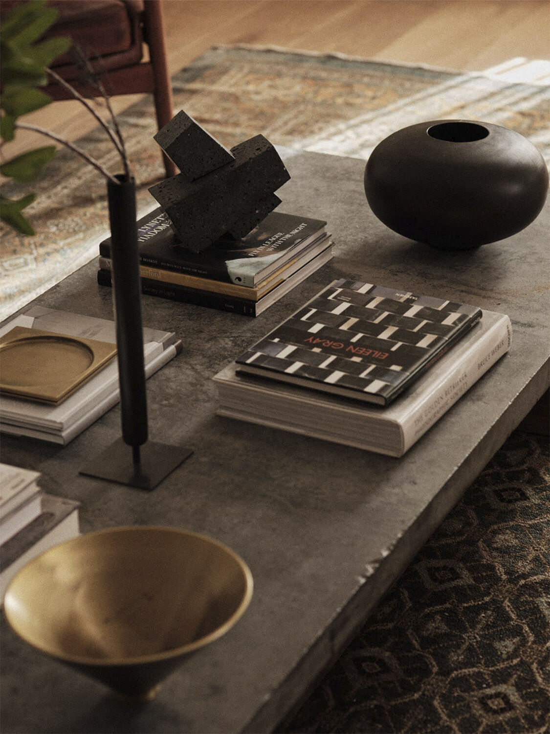 Stance Vase, H50, Bronzed Brass