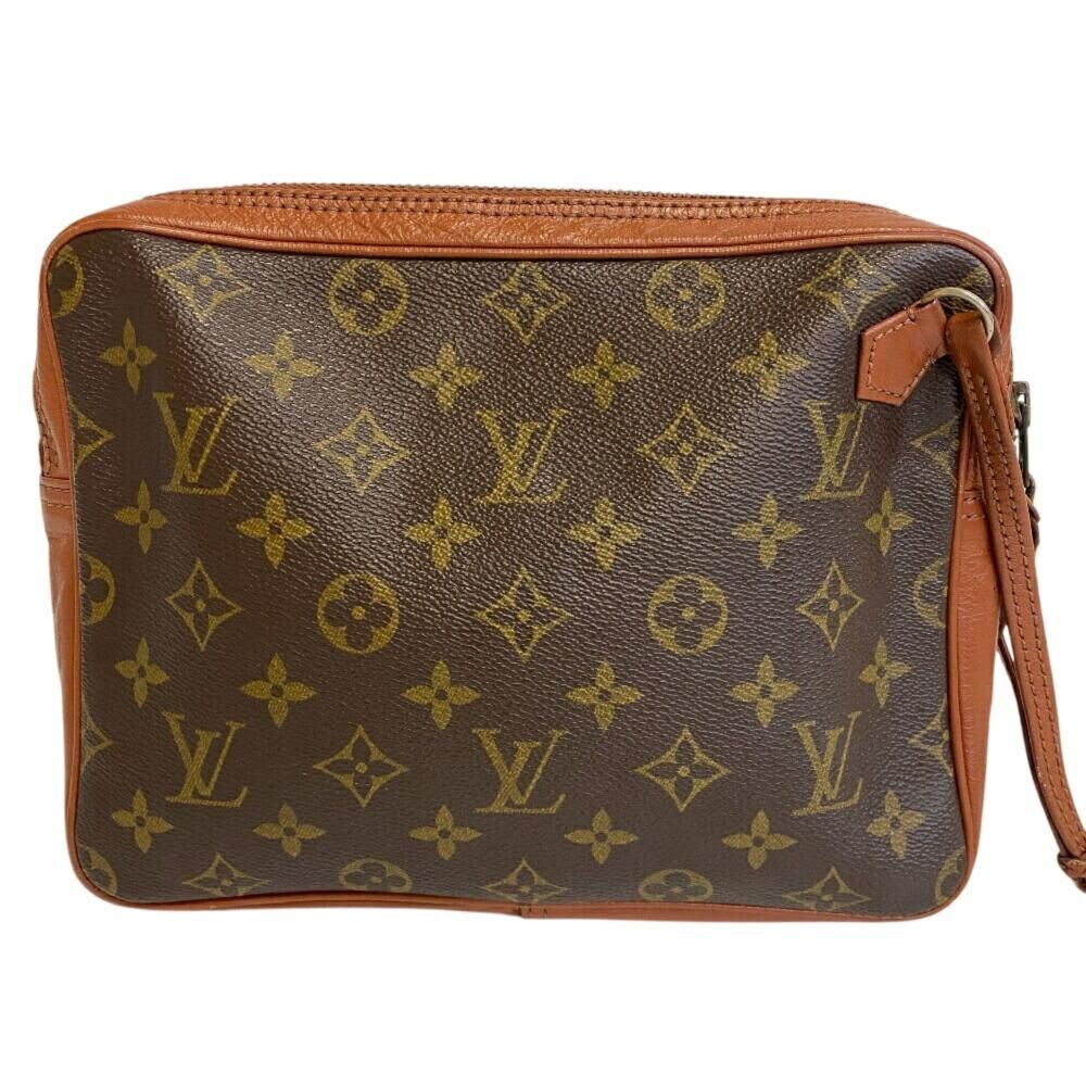 Louis Vuitton Clutch
