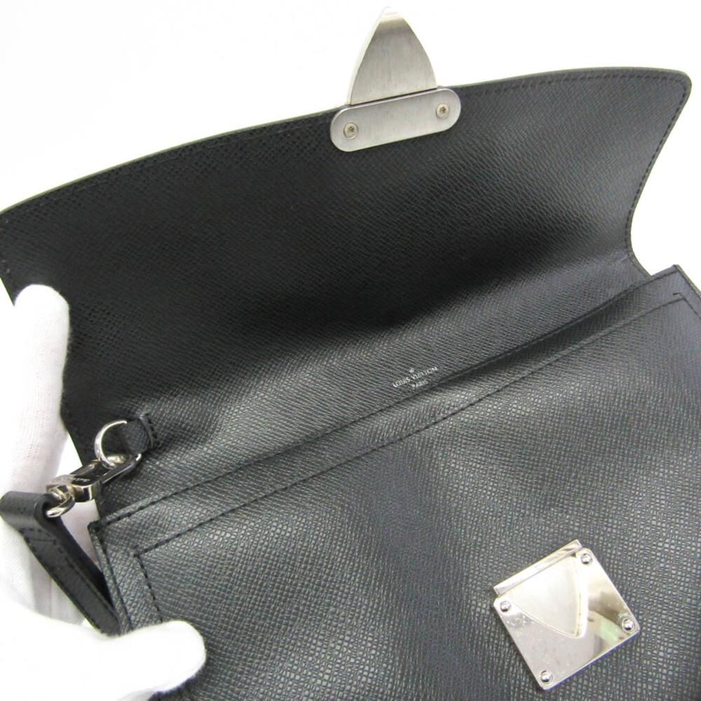 Louis Vuitton Clutch