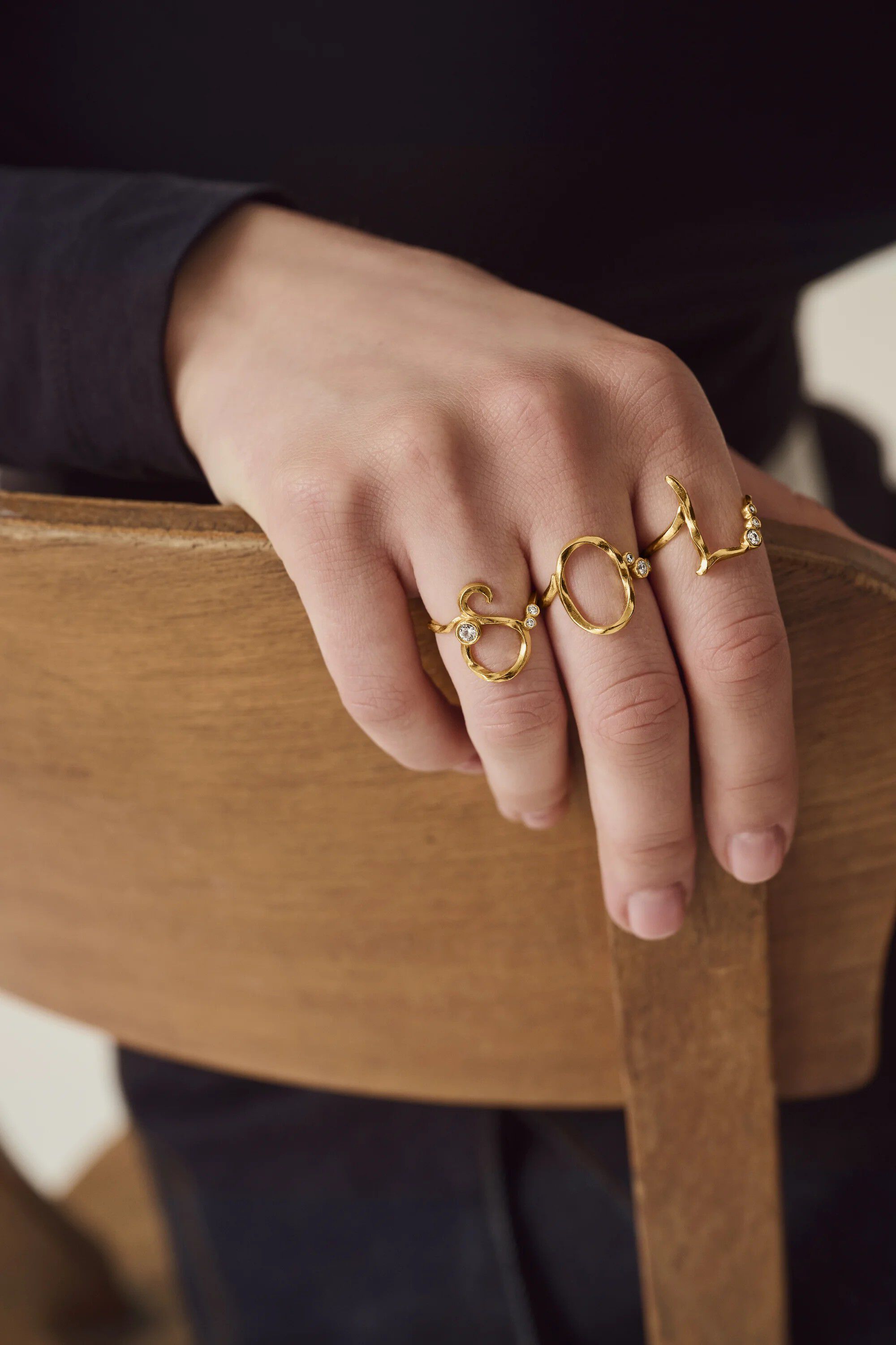 L Alphabet Ring