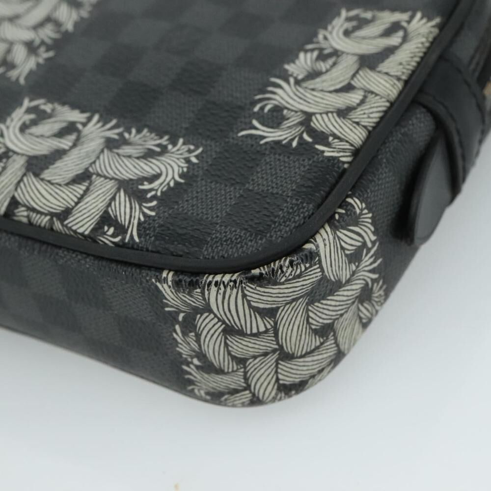 Louis Vuitton Clutch