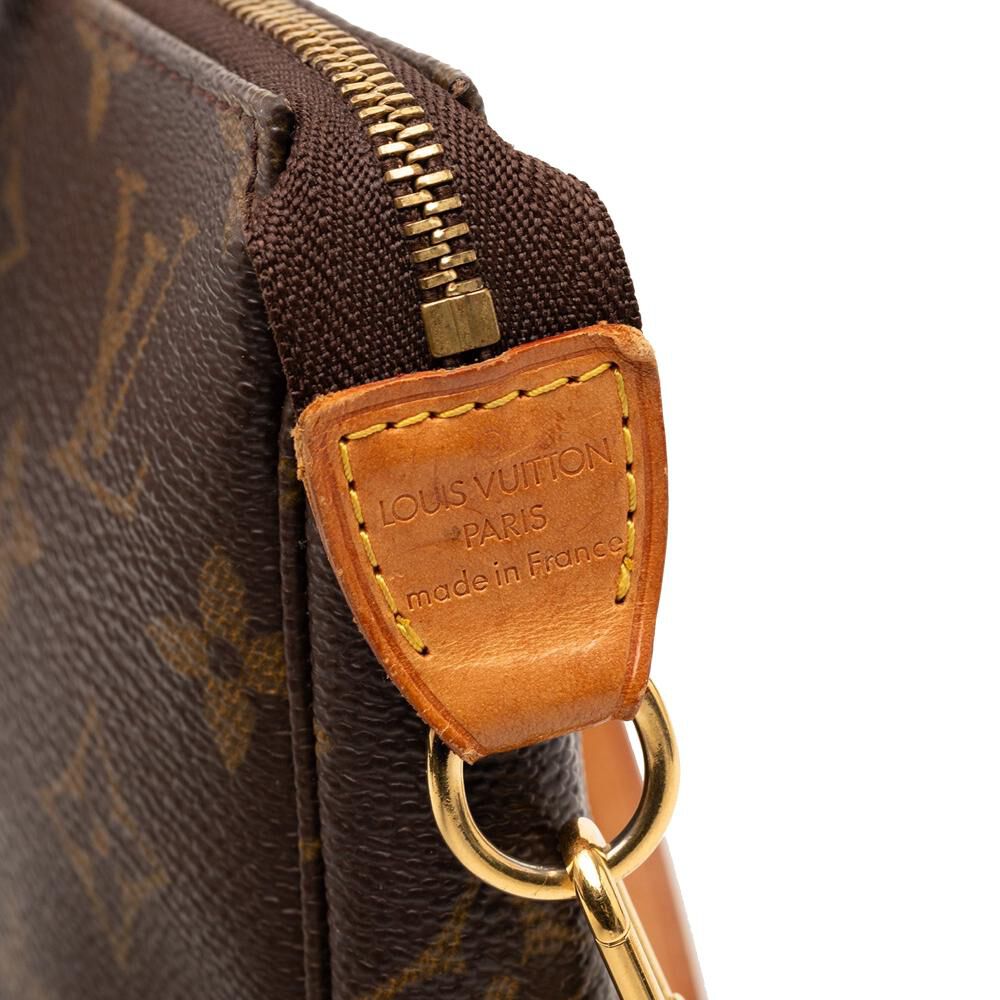 Louis Vuitton Pochette Accessoires