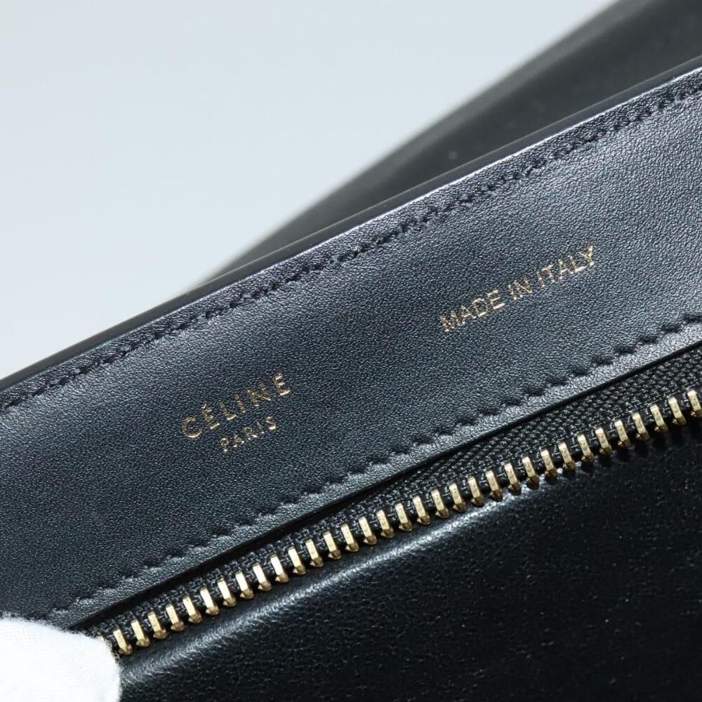 C&eacute;line Trapeze