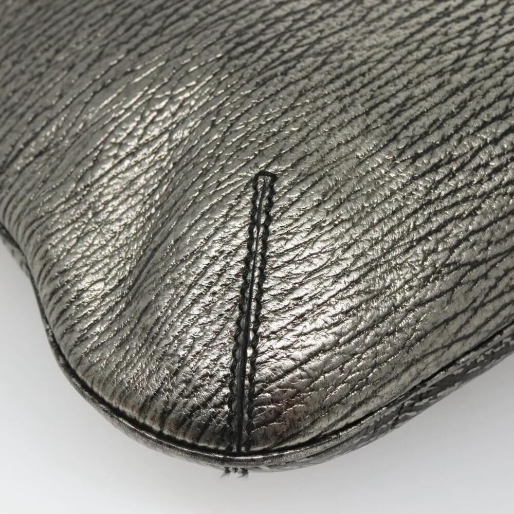 Yves Saint Laurent Tote