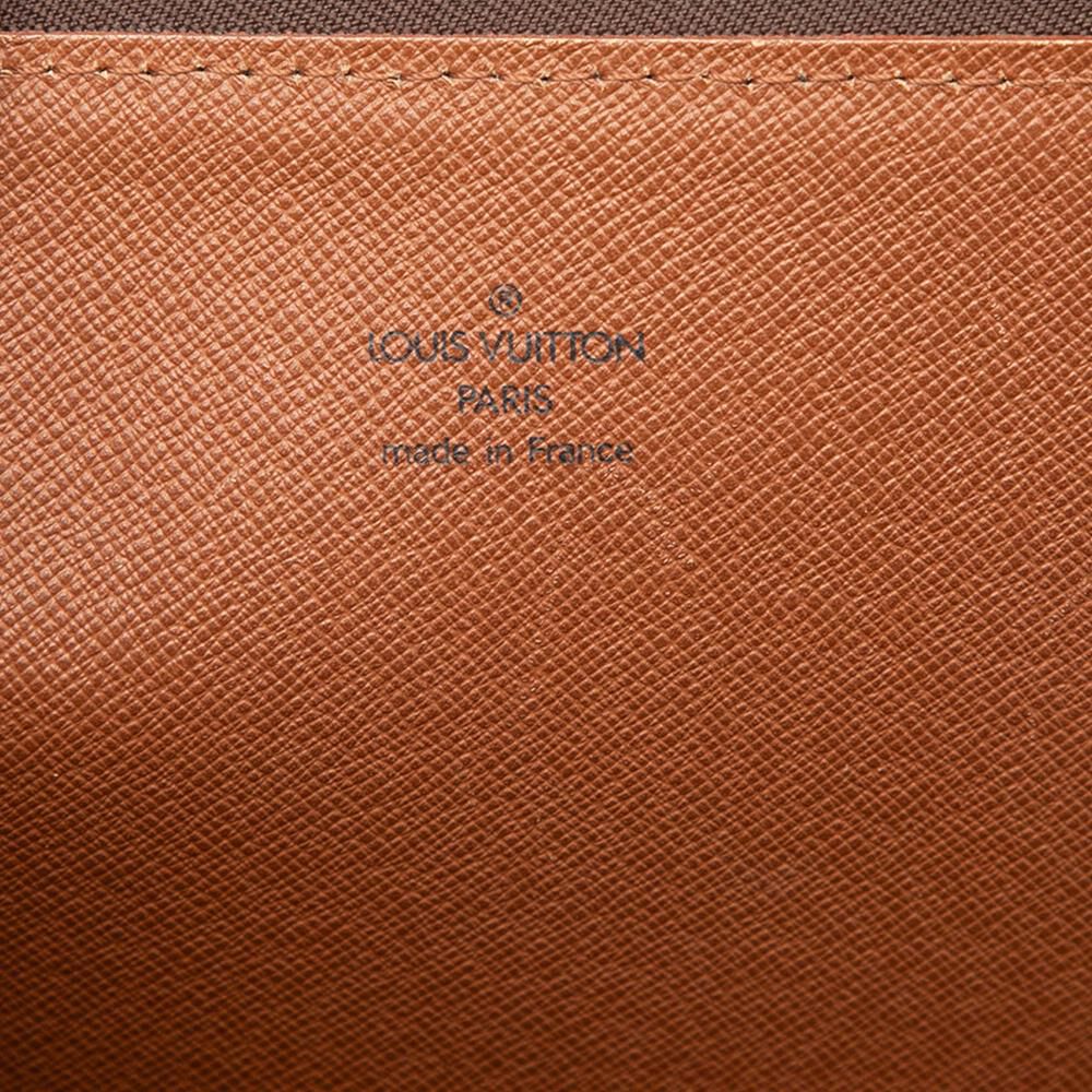Louis Vuitton Poche Documents