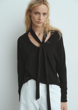 V-neck sweater with scarf