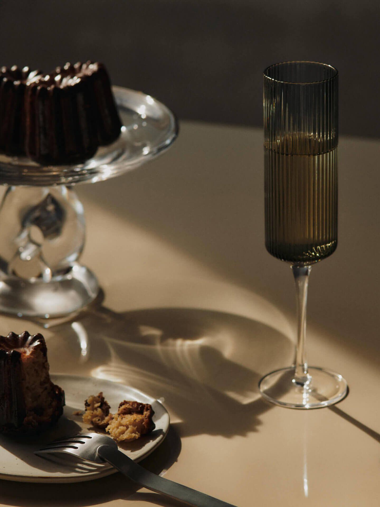 Ripple Champagne Flutes - Set of 2 - Smoked Grey