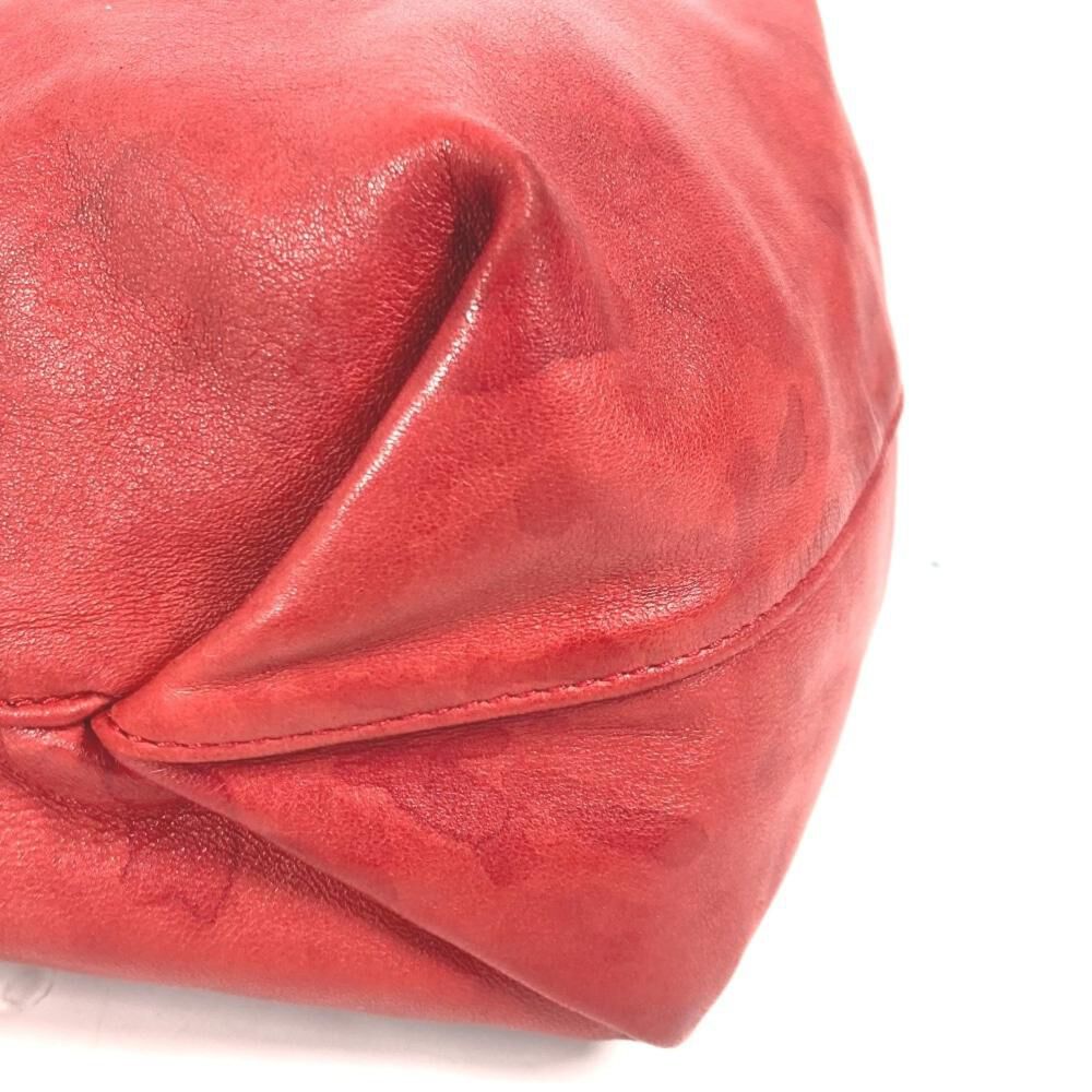 Yves Saint Laurent Shoulder Bag