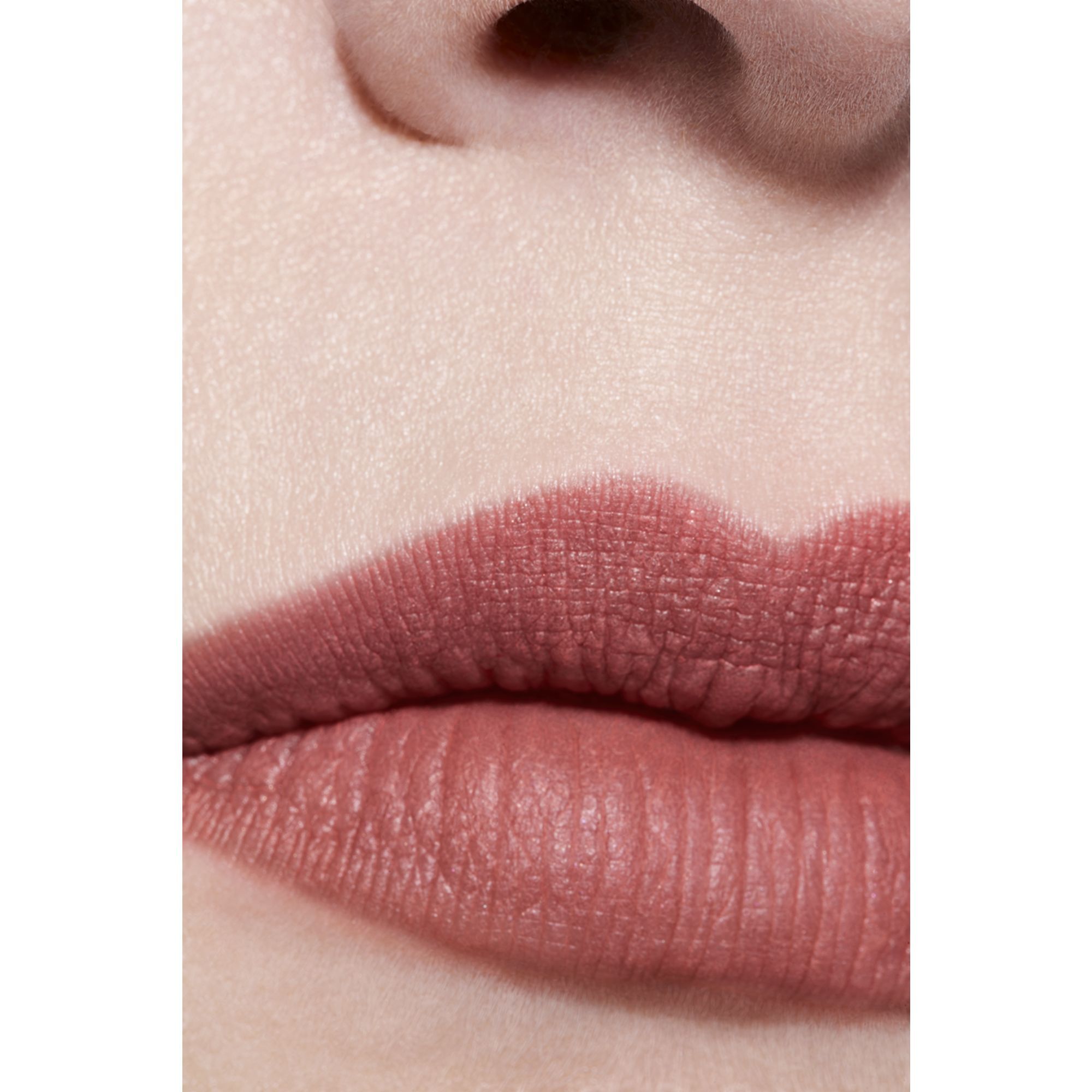 Luminous Matte Lip Colour