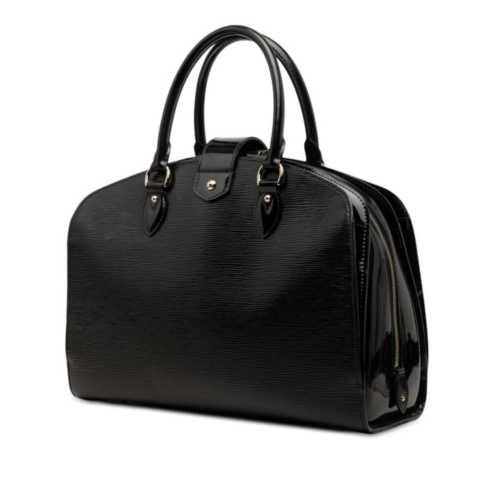 Louis Vuitton Pont Neuf