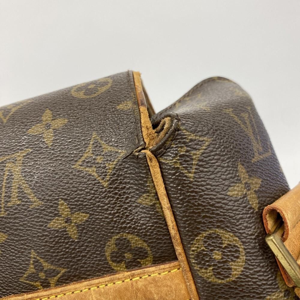 Louis Vuitton Shoulder Bags