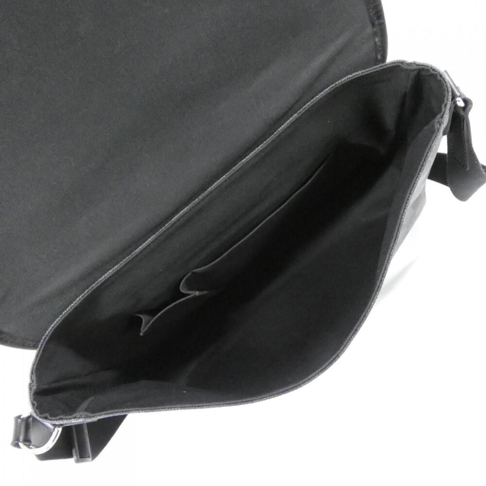 Louis Vuitton Messenger