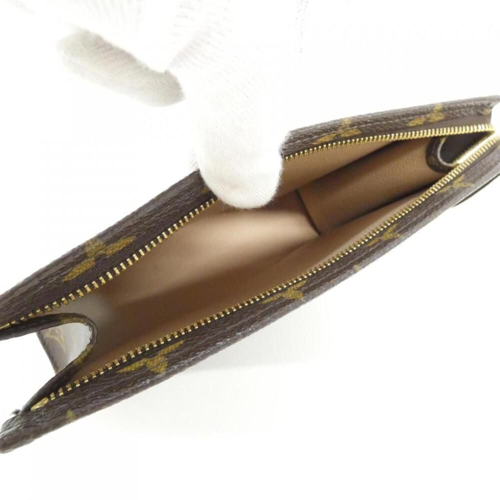 Louis Vuitton Pouch