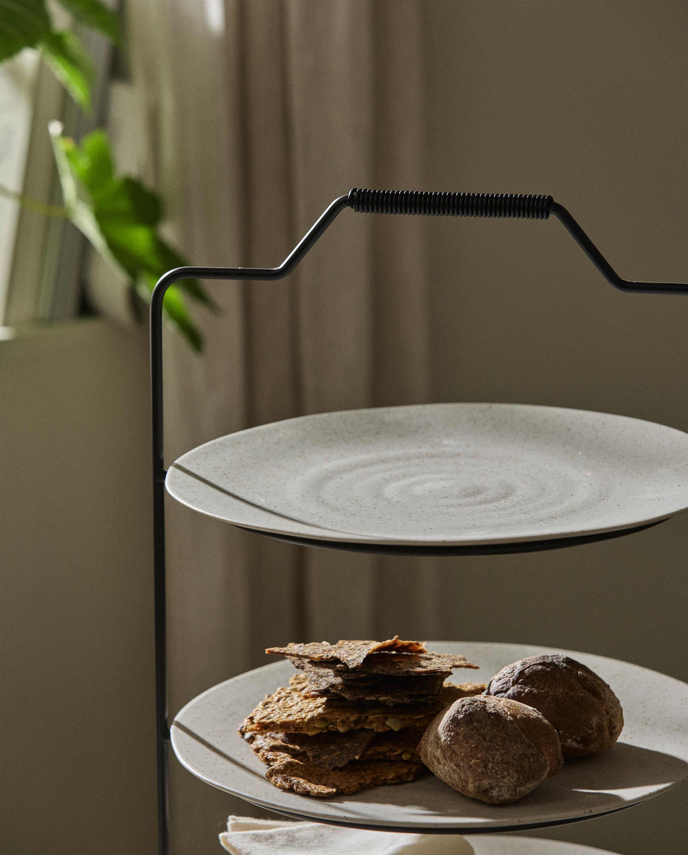 PRIMULA serving stand - black