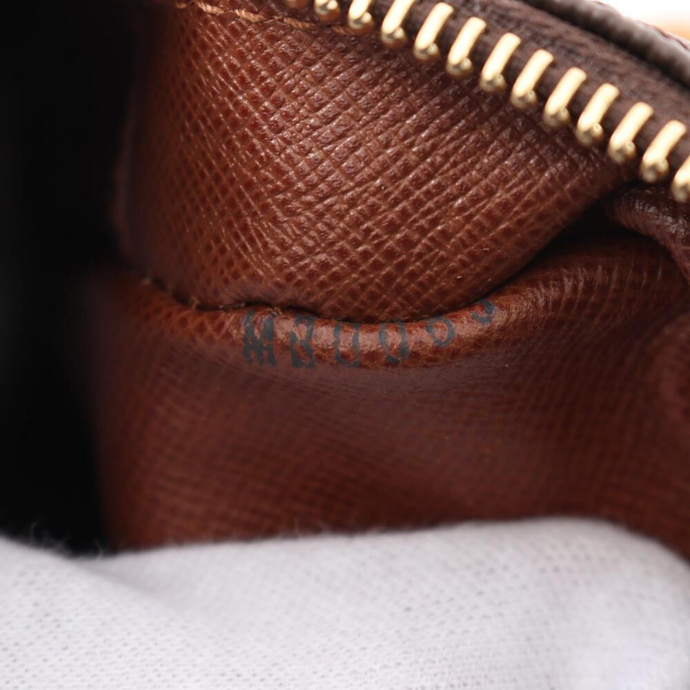 Louis Vuitton Shoulder Bags