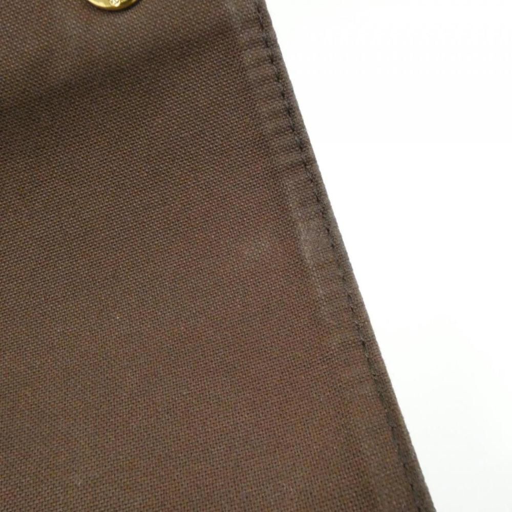 Louis Vuitton District