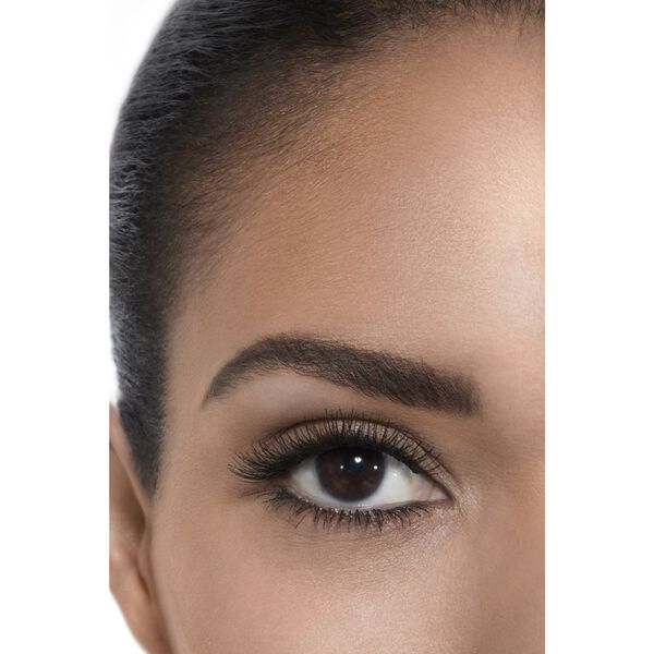 All-In-One Mascara: Volume, Length, Curl And Definition