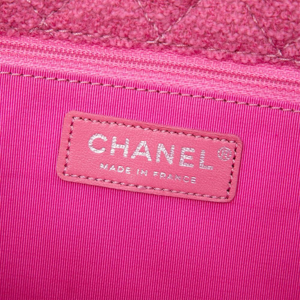 Chanel Messenger Bag