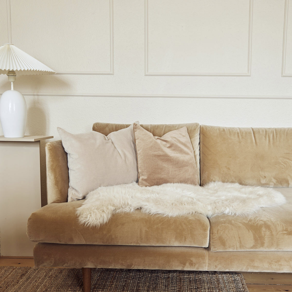 90cm-up New Zealand Sheepskin, Long Wool Beige 90x60