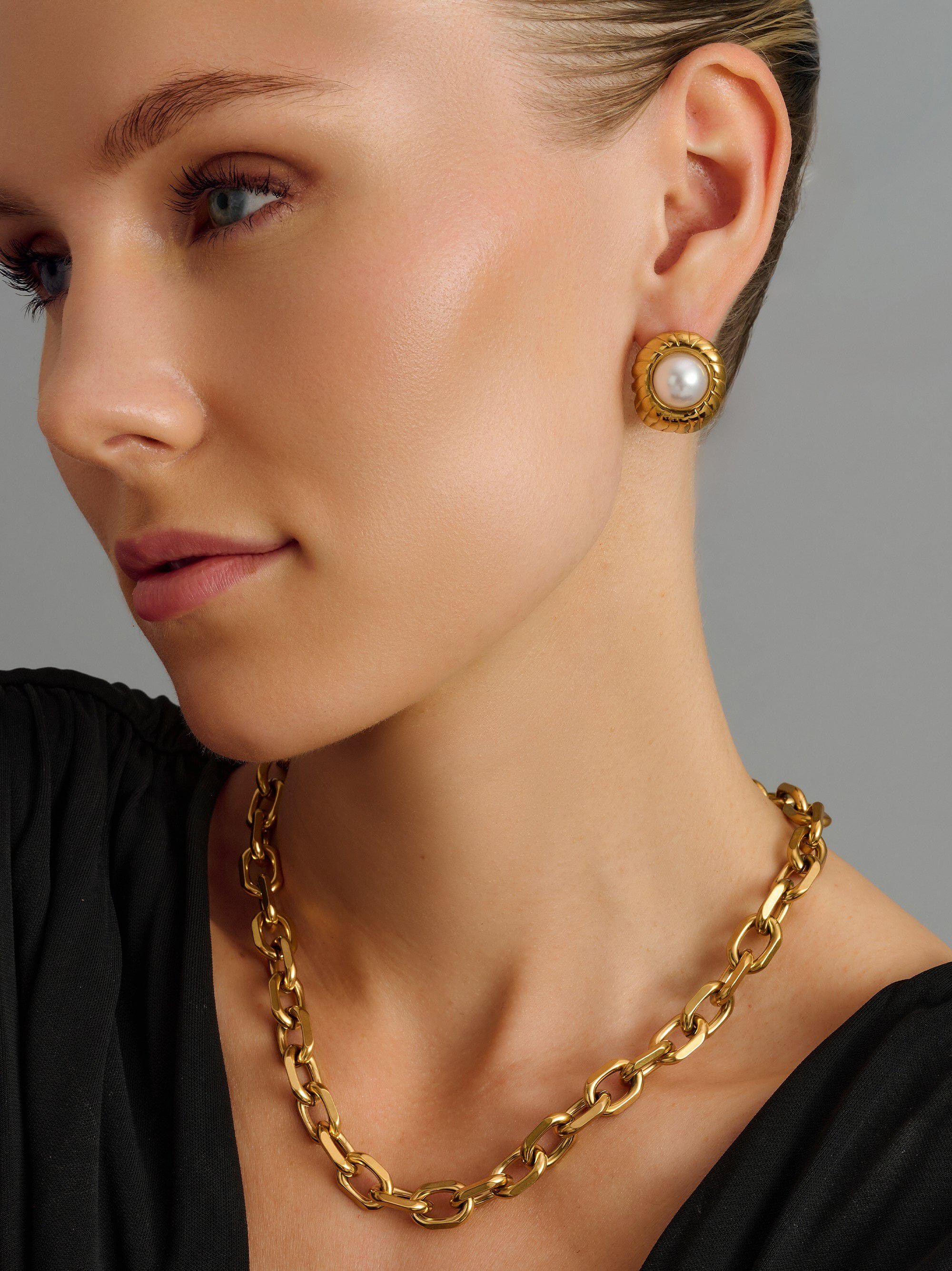 Women's Vintage Pearl Earrings