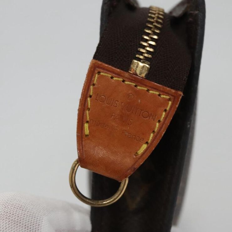 Louis Vuitton Pouch